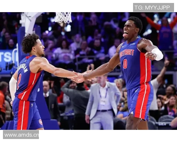 活塞客场不敌公牛，遭遇连败——揭示球队战术问题与未来展望