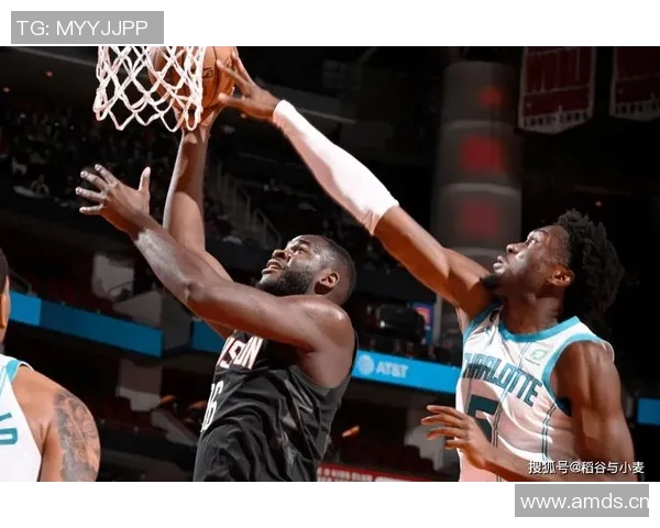 火箭签下中锋冈萨雷斯：内线重磅升级，开启新赛季荣耀征程